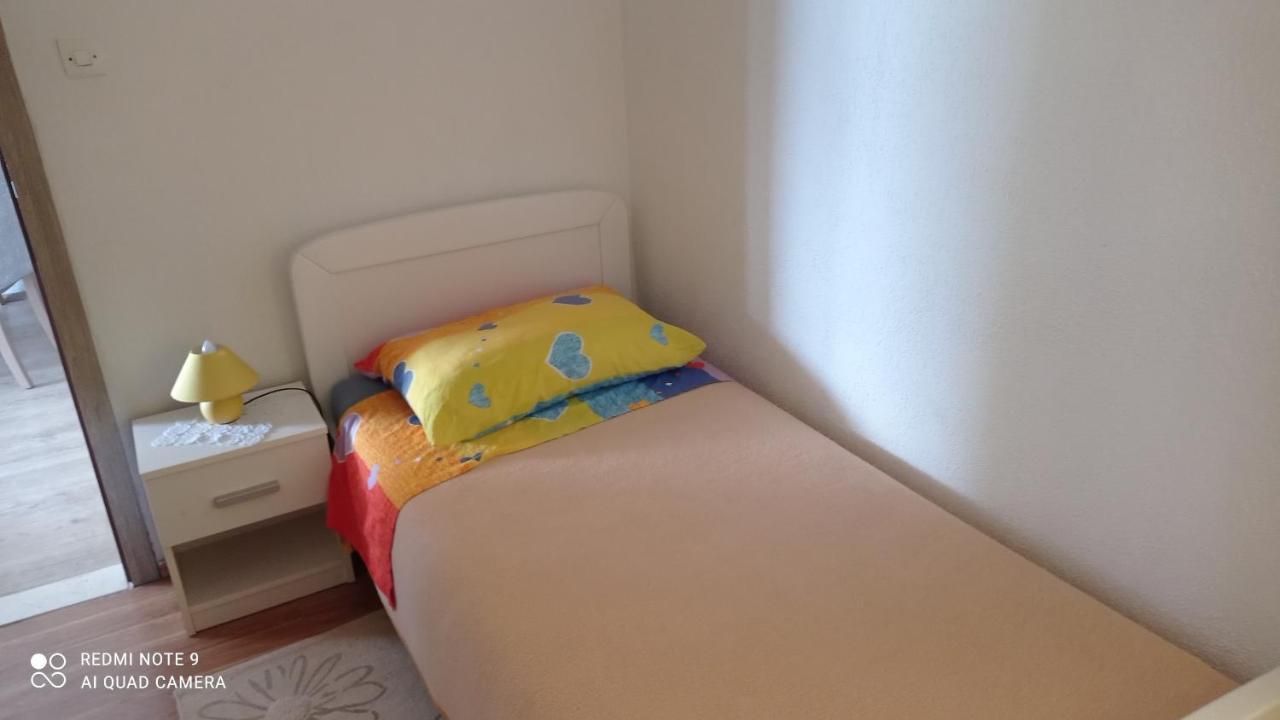 Holiday Home Marija Vrlika Dış mekan fotoğraf